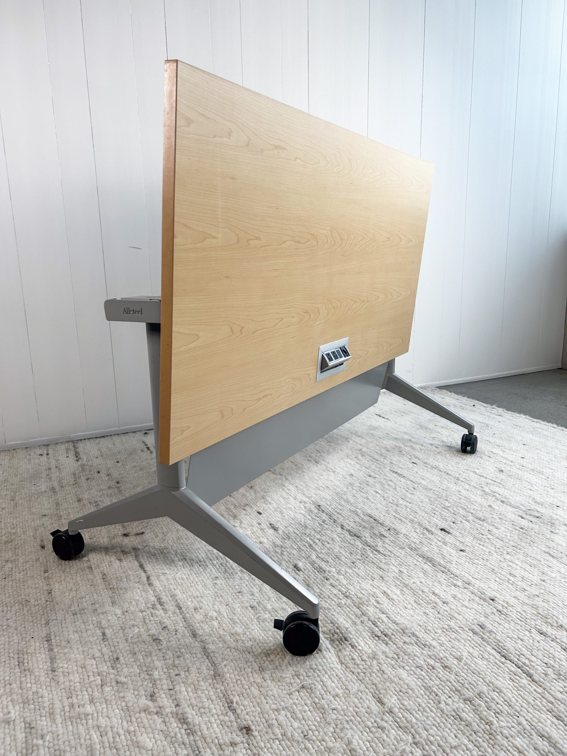 Training Table - Image 2